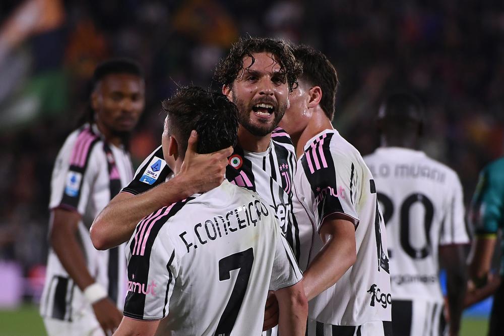 Tristan Mershon滑板长片《Singer Tower》首发片段